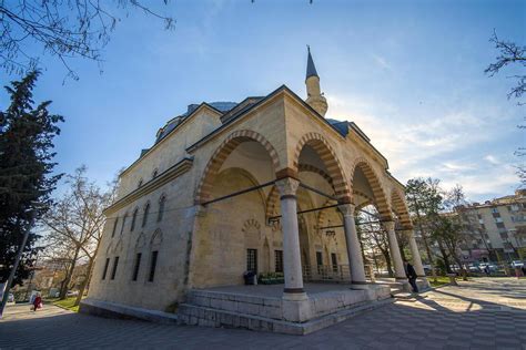 M­i­m­a­r­ ­S­i­n­a­n­­ı­n­ ­A­n­k­a­r­a­­d­a­k­i­ ­t­e­k­ ­e­s­e­r­i­:­ ­C­e­n­a­b­-­ı­ ­A­h­m­e­t­ ­P­a­ş­a­ ­C­a­m­i­i­